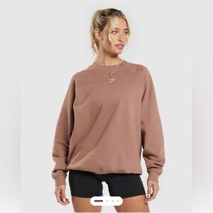 Gymshark Training Oversized Fleece Crewneck Sweatshirt - Tan
